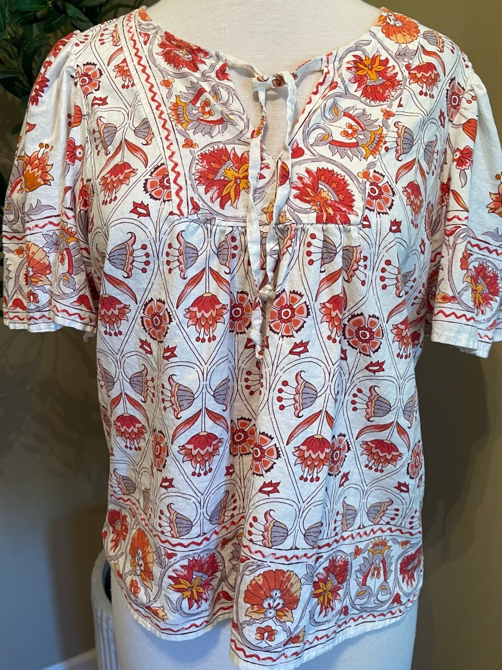 Nicole Miller White Floral Tie-Front Peasant Blouse with Orange & Red Print
